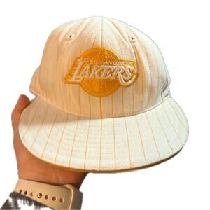 Lakers White Orange Flat Bill Hat Size 7 Reebok Acrylic NBA Logo